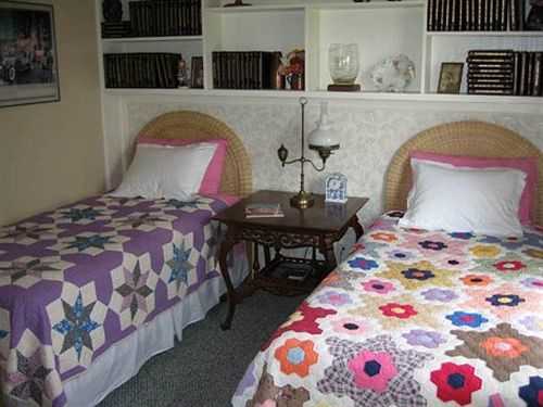 Tuggles Folly Bed And Breakfast Aurora Εξωτερικό φωτογραφία